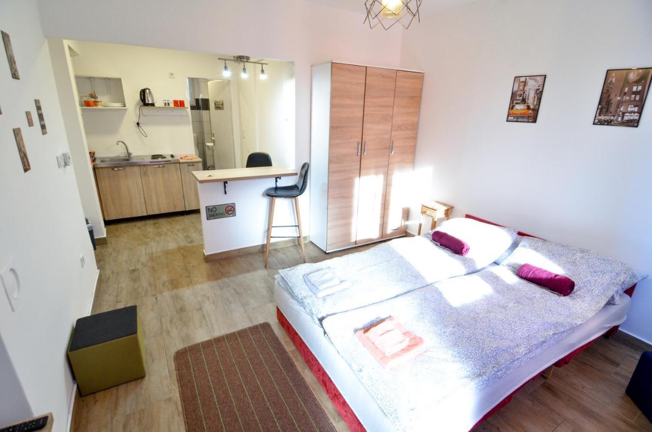 Cherry Hill Central Apartments Sarajevo Bagian luar foto